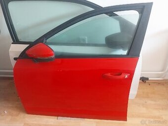 Skoda octavia 3 iii leve predni dvere kompletni