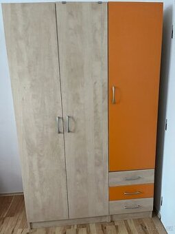Prodám kompletní ložnici SLEVA 9999kč