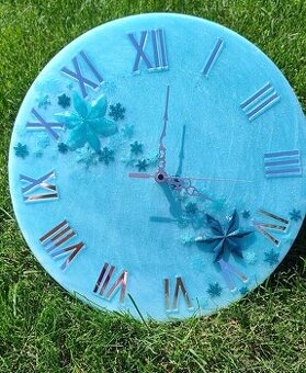 Hodiny z epoxidové pryskyřice ledové království Frozen
