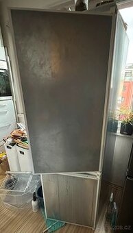 lednice s mrazákem Siemens KIV34A21IE