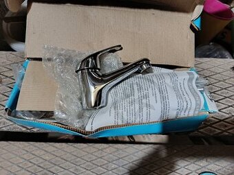 Vodní baterie Titania