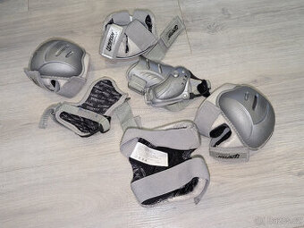 Chrániče na kolečkové brusle Tempish