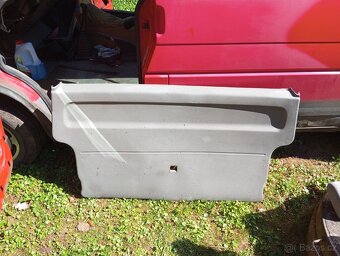 Prodám díly z VWT4 multivan