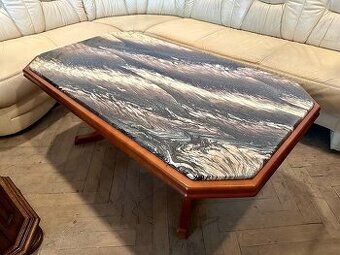 709 Konferenční stůl stolek frézovaný zvedací leštěný mramor