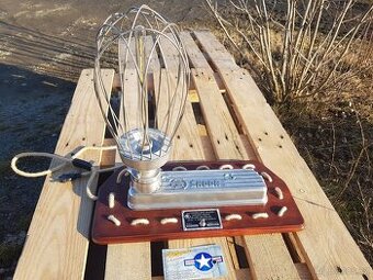 Škoda lampa dekorace