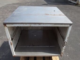 Kovový pracovní stůl - 1