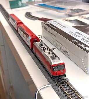 Kompletní sada vláčku Kato Glacier Express (měř.N)