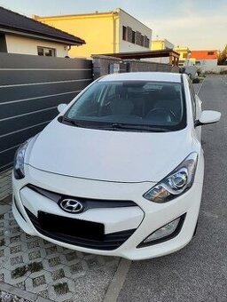 Hyundai i30 1.4i MPI DOHC CVVT Family