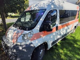 Fiat Ducato 3.0, 5 míst, vhodné na obytnou přestavbu