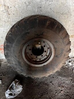 Rezervní kolo RUR-5