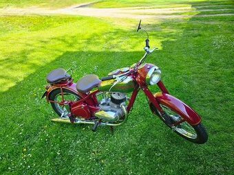 Jawa 250 Pérák s TP malá Spz