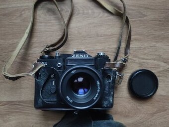 Zenit 11 + blesk