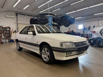 Peugeot 405 Mi16X4