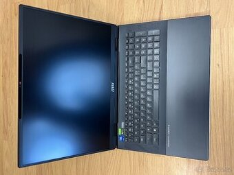 Msi Titan 18 HX AI A2XWJG-612CZ