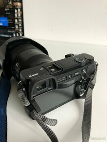 Sony Alpha A6000, 18-105mm, černý