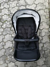 Sporťák - sedačka bez podvozku Moon Nuova black