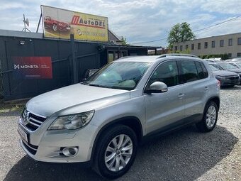 VW Tiguan 2.0 TDi DSG 4x4,Serviska,Senzory