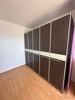 IKEA skříň