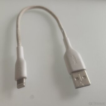 Adaptér USB a - Lightning