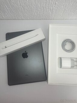 iPad 9.gen 100% baterie + Apple pencil 1