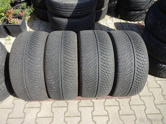 BMW řady 5 - zánovní zimní pneu Michelin 245/40 + 275/35/19
