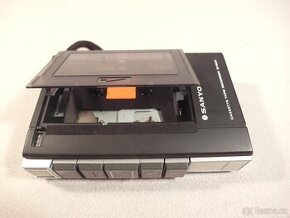 Raritní sbirkový Walkman - diktafon - SANYO M1001