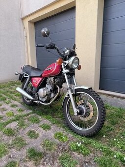 Suzuki GN 250