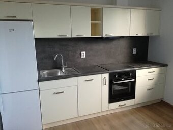 Pronájem bytu 3kk Náchod - centrum (zahrada, parkování)