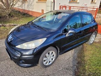 Peugeot 207 1,4 70kW 2007