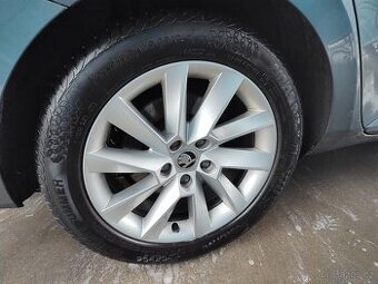 Sada kompletů kol Škoda Stratos 3V0601025C + 2x sada pneu