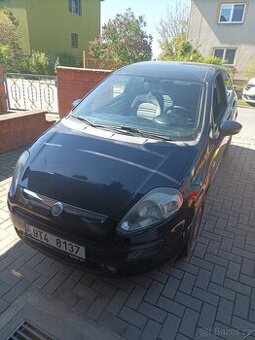 Fiat Punto Evo, 1.4i (benzín) 57kw. Nová STK BEZ KOROZE