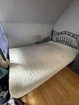 Prodám postel 140x200