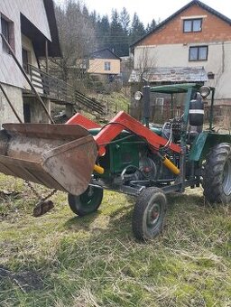 Zetor 25 s nakladačem