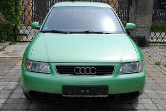 Audi A3 1.6MPi 74kW - climatronic - po 1. majiteli