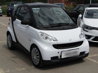 Smart Fortwo 1.0i ,  52 kW benzín, 2011