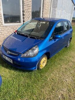 Honda jazz na díly nebo opravu