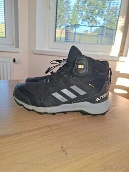 Adidas terrex gtx, velikost 36