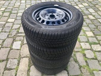 Zimní kola ŠKODA OCTAVIA II 15" 5x112 ET47 BARUM 195/65R15