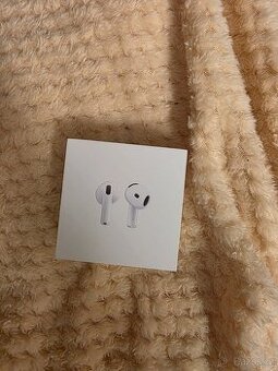 Apple airpods 4 nové