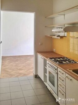 Pronájem bytu 2+kk naproti parku Riegrovy sady, 50 m², Praha - 1