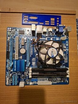 Kombo Gigabyte H77M-D3H Intel Core i5 12GB DDR3 RAM