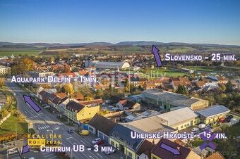 Prodej víceúčelového komplexu 695 m², pozemek 1 554 m² - Uhe - 1