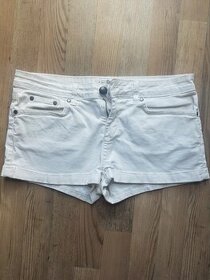 Dámské kraťasy velikost M