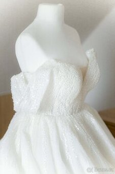 Prodám svatební šaty.