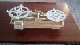 prodám starou nepoškozenou váhu