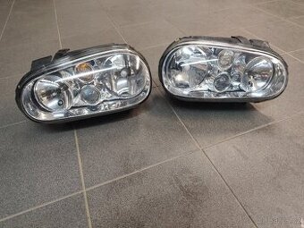 Světla Golf IV.  pěkný stav