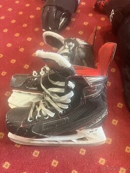 Brusle Bauer vapor x2.7 vel. 38