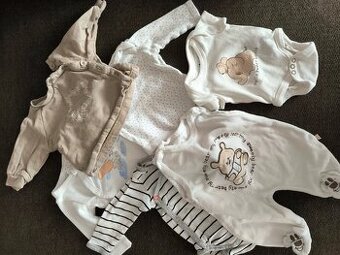6 ks oblečení pro miminko, velikost 50/56