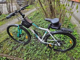 Trekingové dámské kolo Author s příslušenstvím