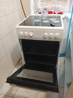 Trouba a sporák AMICA, 4x plotýnka